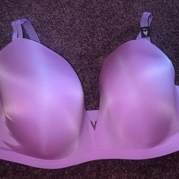 Victoria's Secret Other - New with tags Victoria’s Secret bra